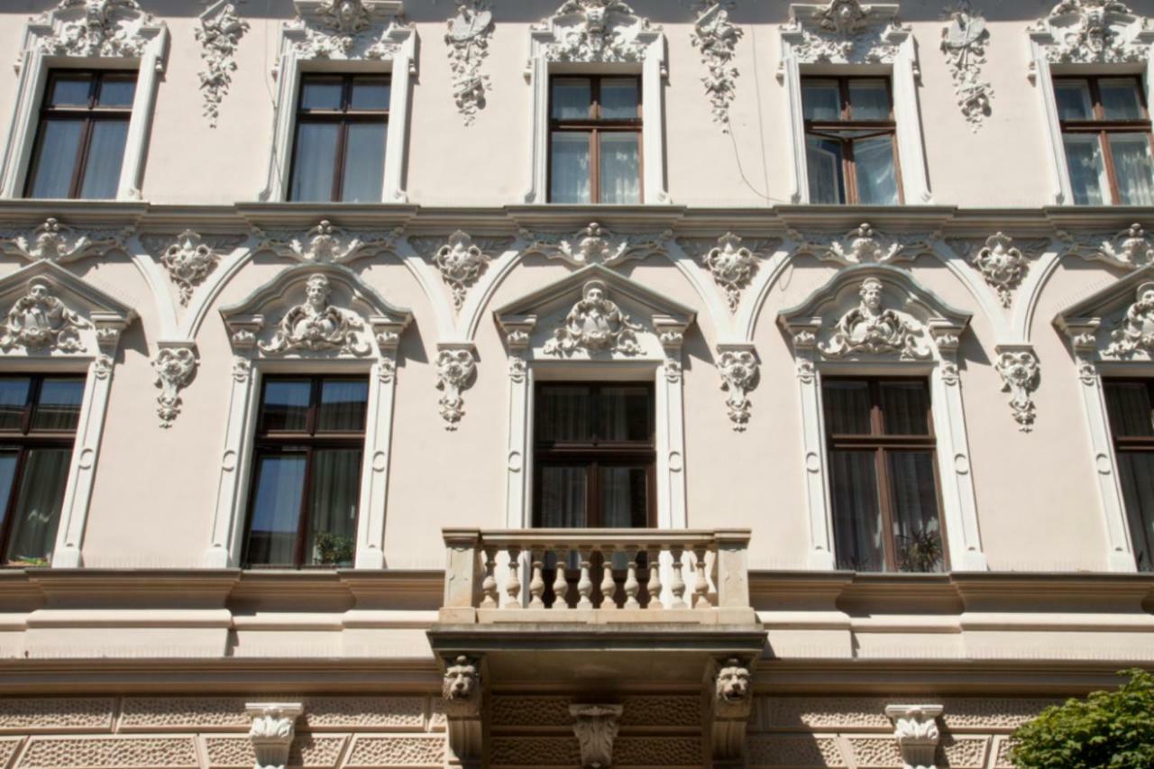 Quiet Loft Michalowskiego Street Cracovia Exterior foto